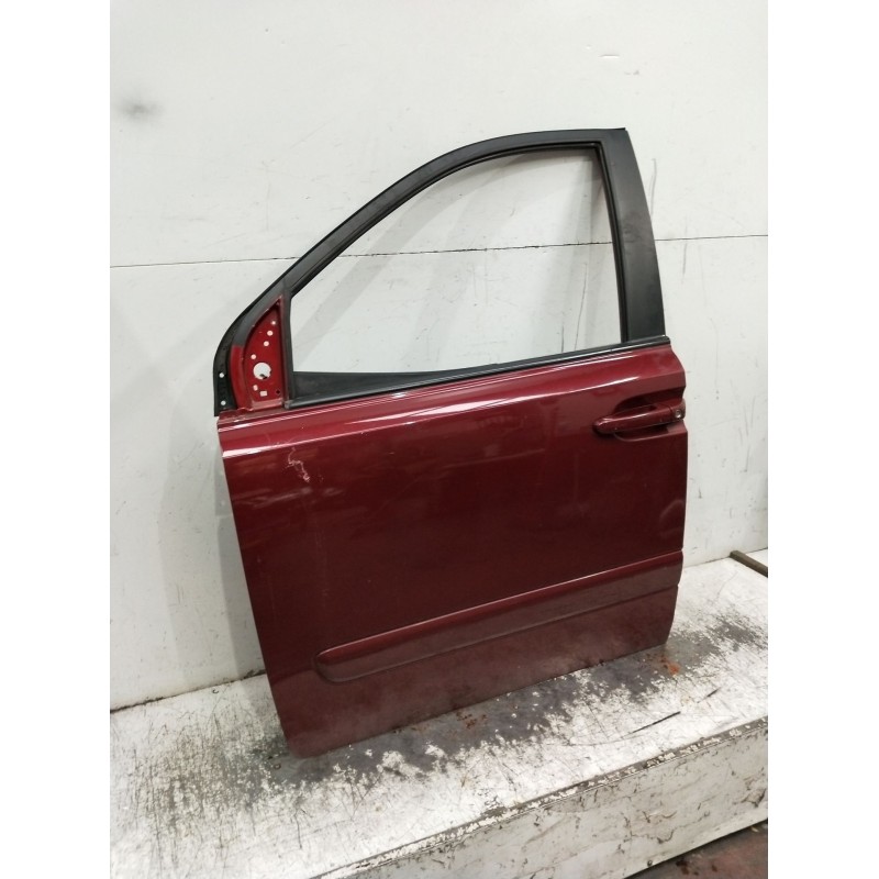 Recambio de puerta delantera izquierda para kia carnival referencia OEM IAM  5p 