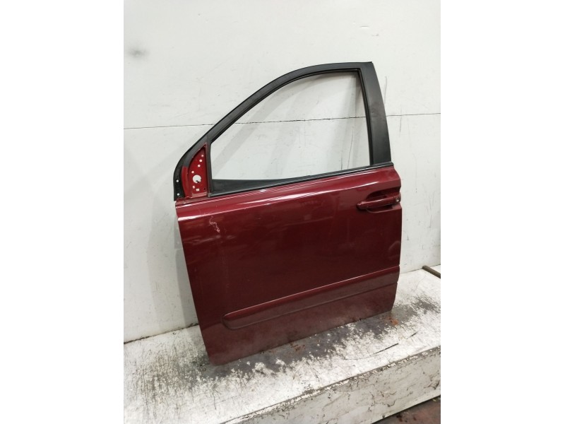 Recambio de puerta delantera izquierda para kia carnival referencia OEM IAM  5p 