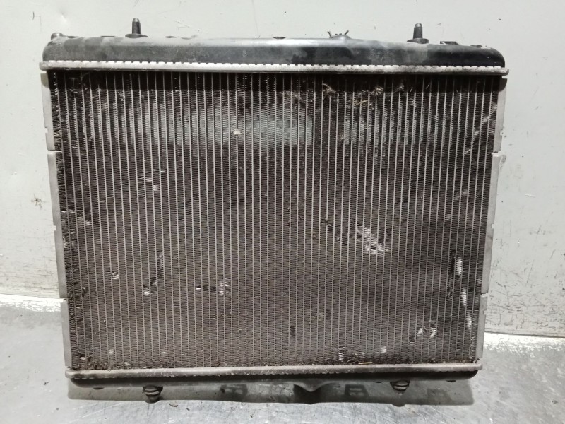 Recambio de radiador agua para peugeot 208 referencia OEM IAM 9685852680  