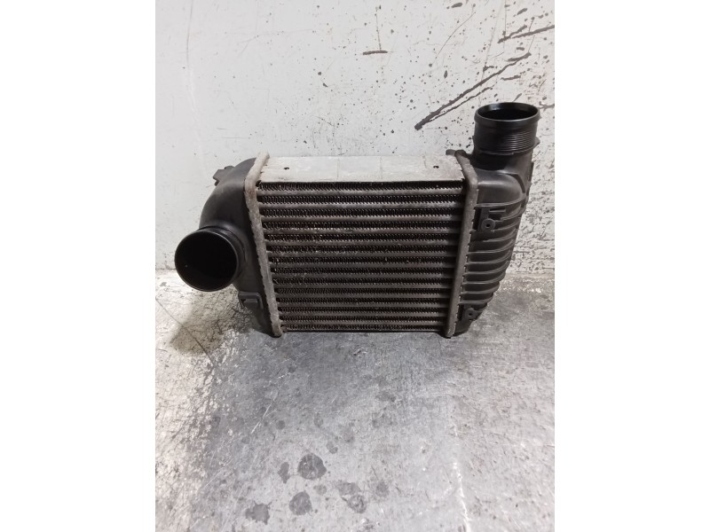 Recambio de intercooler para audi a6 avant (4f5) referencia OEM IAM 4F0145805AA  