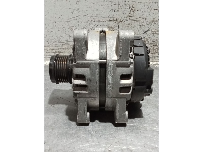 Recambio de alternador para peugeot 208 referencia OEM IAM 9810525380  