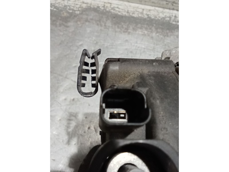 Recambio de alternador para peugeot 208 referencia OEM IAM 9810525380  