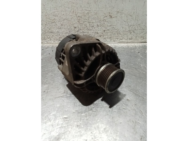 Recambio de alternador para fiat bravo (198) 1.9 active multijet referencia OEM IAM 51727338  