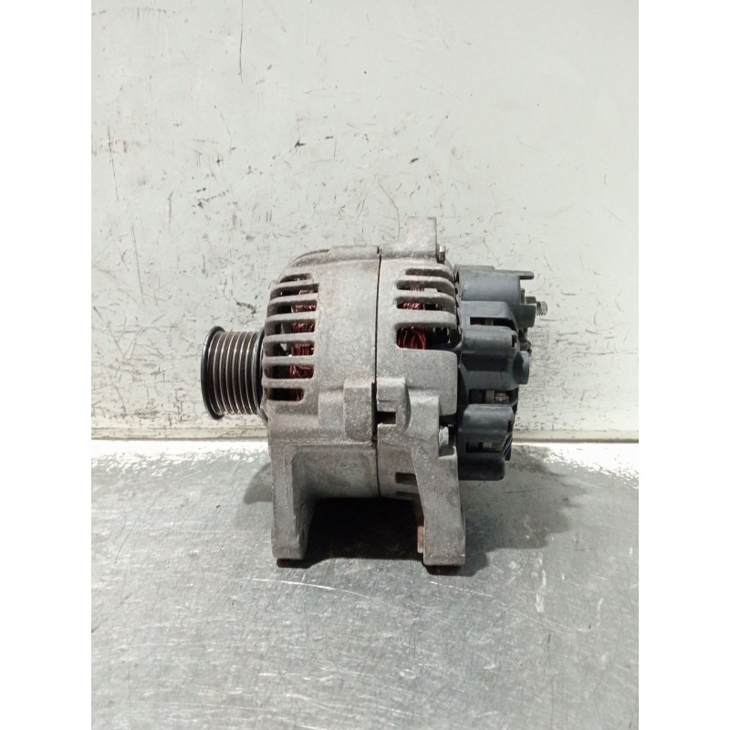 Recambio de alternador para renault megane ii berlina 5p referencia OEM IAM AI90250  