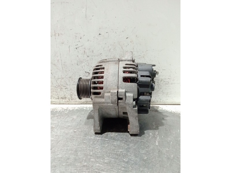Recambio de alternador para renault megane ii berlina 5p referencia OEM IAM AI90250  