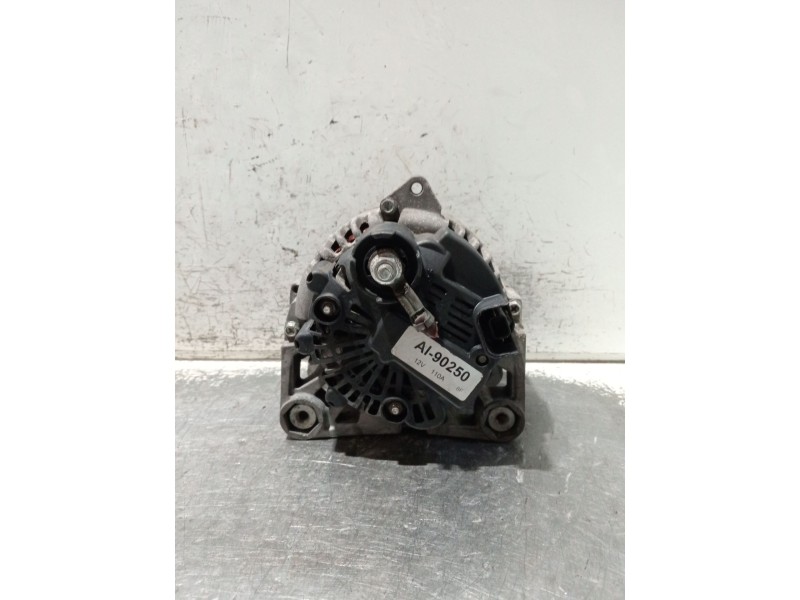 Recambio de alternador para renault megane ii berlina 5p referencia OEM IAM AI90250  
