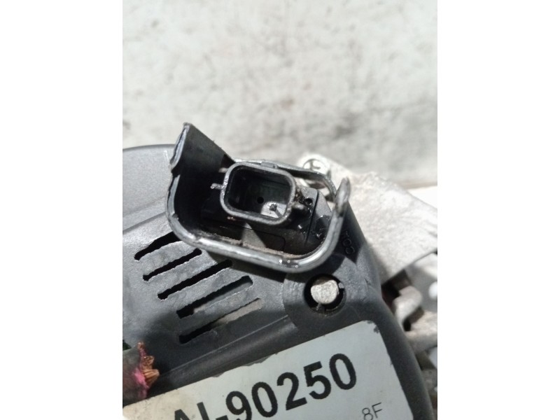 Recambio de alternador para renault megane ii berlina 5p referencia OEM IAM AI90250  