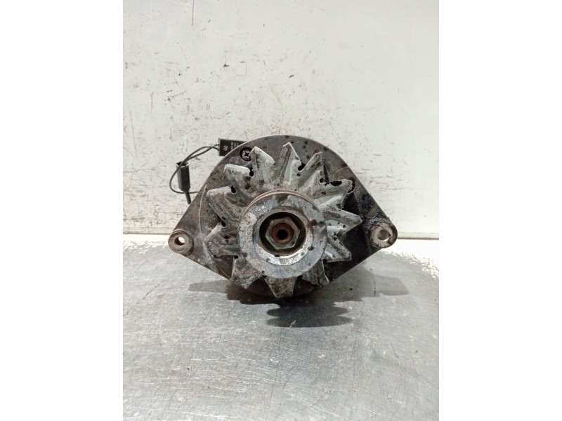 Recambio de alternador para peugeot 505 berlina referencia OEM IAM 012489189358  