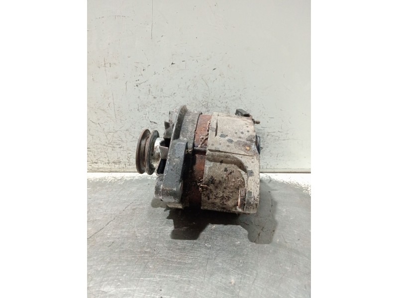 Recambio de alternador para peugeot 505 berlina referencia OEM IAM 012489189358  