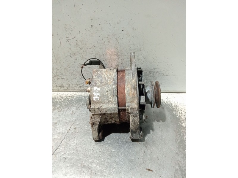 Recambio de alternador para peugeot 505 berlina referencia OEM IAM 012489189358  