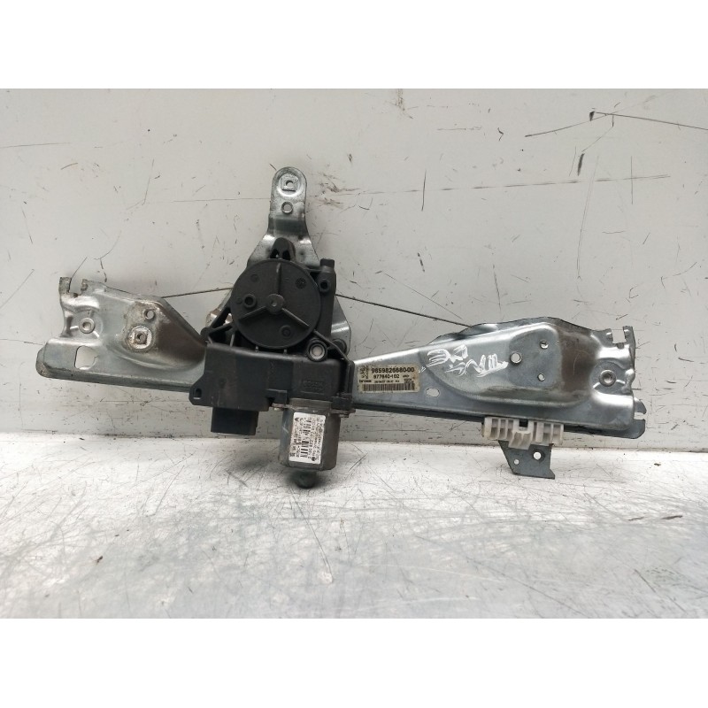 Recambio de elevalunas trasero derecho para peugeot 308 referencia OEM IAM 965982668000977840102  