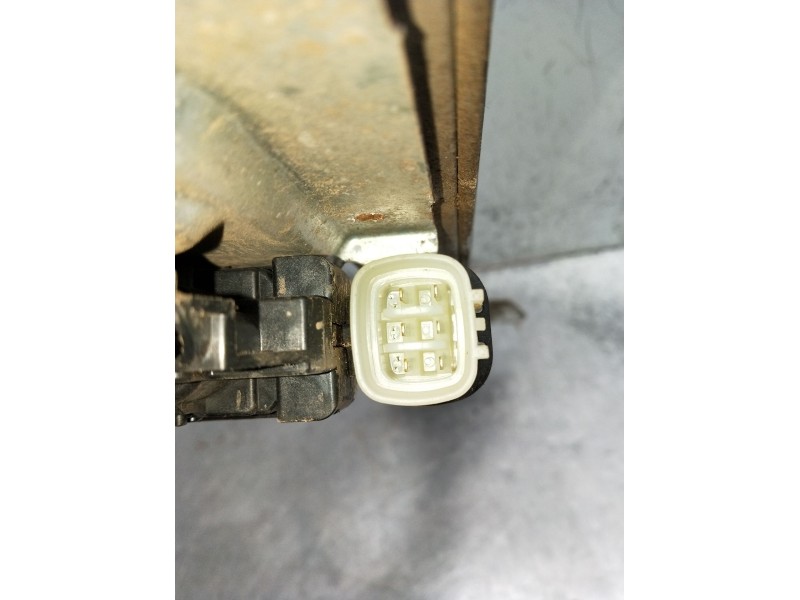 Recambio de elevalunas delantero izquierdo para mitsubishi montero (v80/v90) referencia OEM IAM  3p 