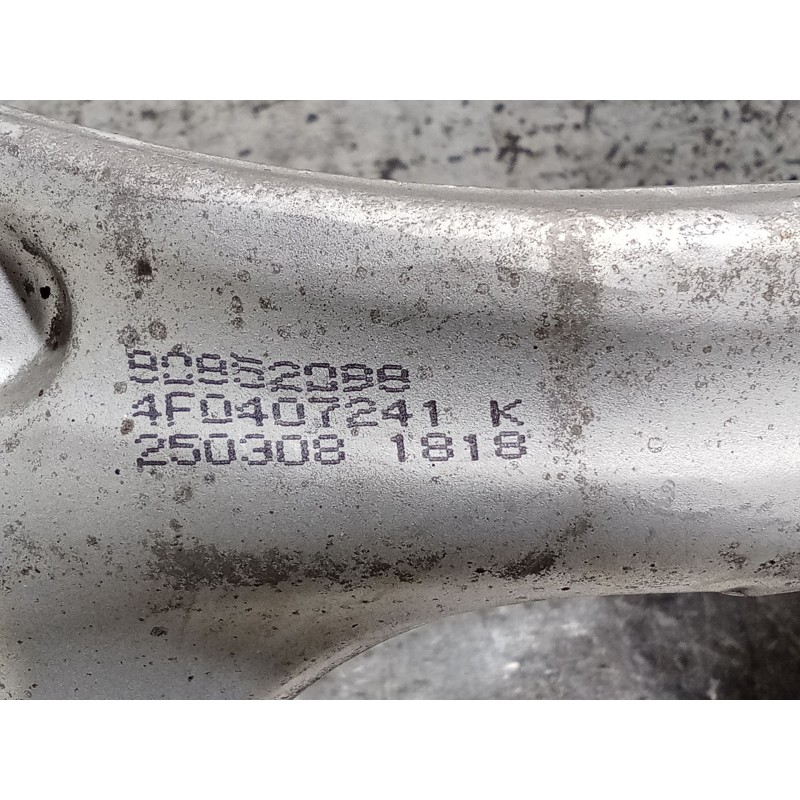Recambio de mangueta delantera izquierda para audi a6 avant (4f5) referencia OEM IAM 4F0407241  