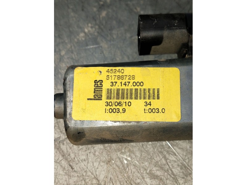 Recambio de elevalunas delantero derecho para fiat punto (evo) (199) dynamic referencia OEM IAM 5178672837147000  