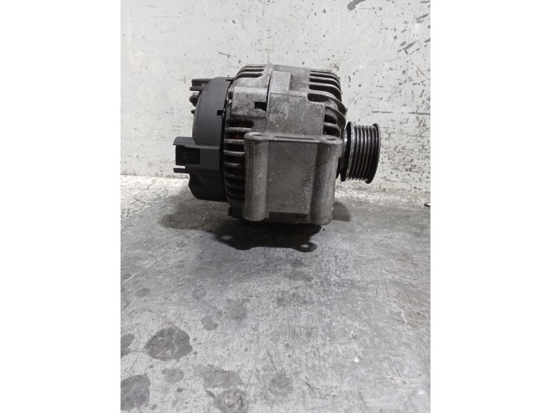 Recambio de alternador para audi a6 avant (4f5) referencia OEM IAM 06E903016D  