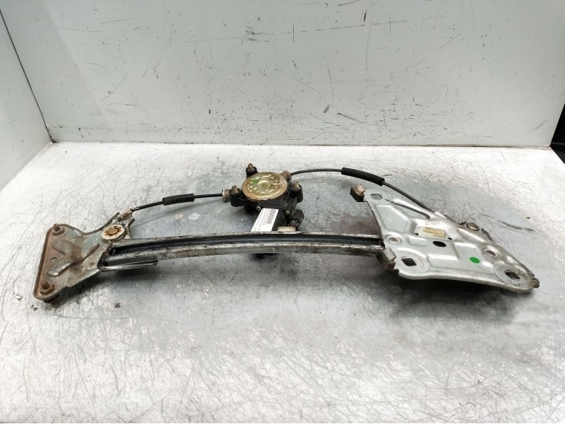 Recambio de elevalunas delantero izquierdo para hyundai coupe (gk) referencia OEM IAM 824032c0000000000001434632  