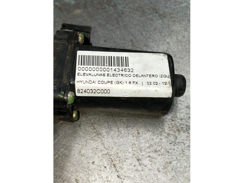 Recambio de elevalunas delantero izquierdo para hyundai coupe (gk) referencia OEM IAM 824032c0000000000001434632  