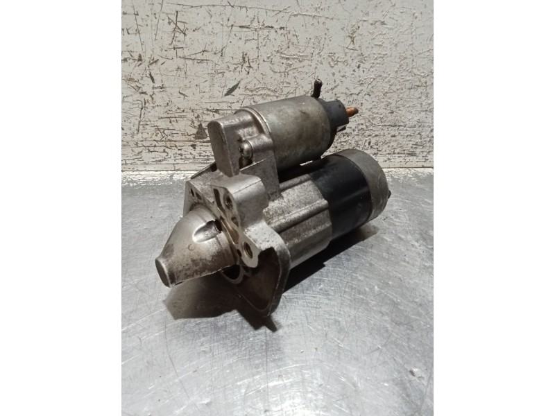 Recambio de motor arranque para dacia logan referencia OEM IAM 8200584675  