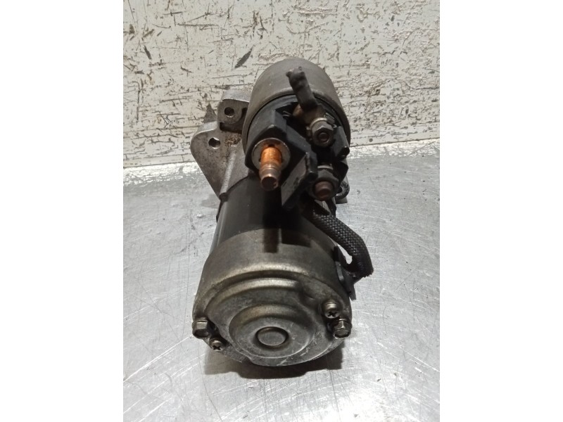 Recambio de motor arranque para dacia logan referencia OEM IAM 8200584675  