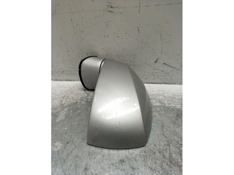 Recambio de retrovisor izquierdo para hyundai coupe (gk) referencia OEM IAM   
