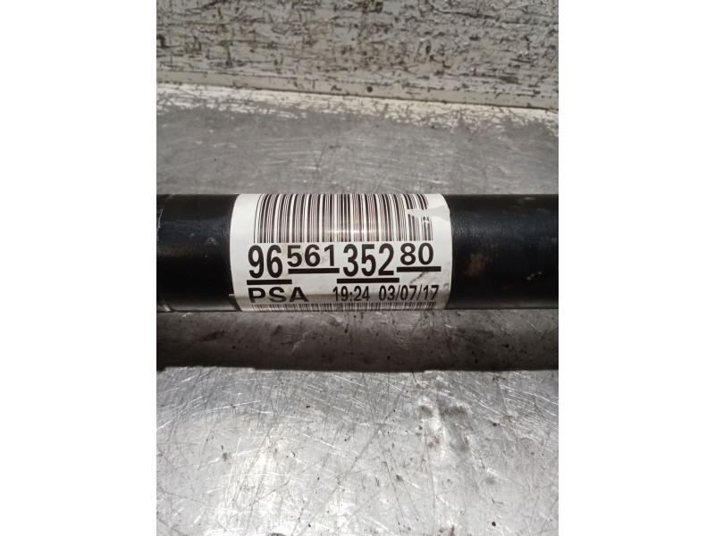 Recambio de transmision delantera izquierda para peugeot 208 referencia OEM IAM 9656135280  