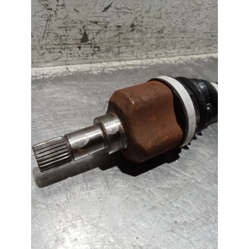 Recambio de transmision delantera izquierda para peugeot 208 referencia OEM IAM 9656135280  