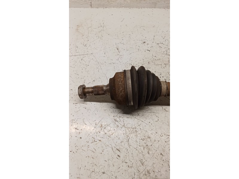 Recambio de transmision delantera izquierda para citroën c4 coupe by loeb referencia OEM IAM   