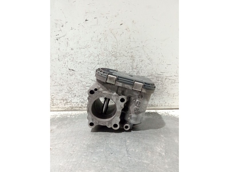 Recambio de caja mariposa para renault trafic caja cerrada (ab 4.01) referencia OEM IAM H8200330812 8200330810 0281002681