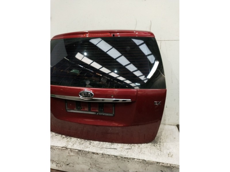 Recambio de porton trasero para kia carnival referencia OEM IAM  5p 