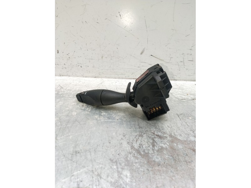 Recambio de mando limpia para ford fiesta (cbk) referencia OEM IAM 17a553aa  