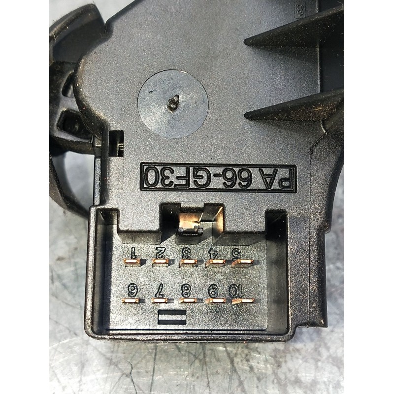 Recambio de mando limpia para ford fiesta (cbk) referencia OEM IAM 17a553aa  