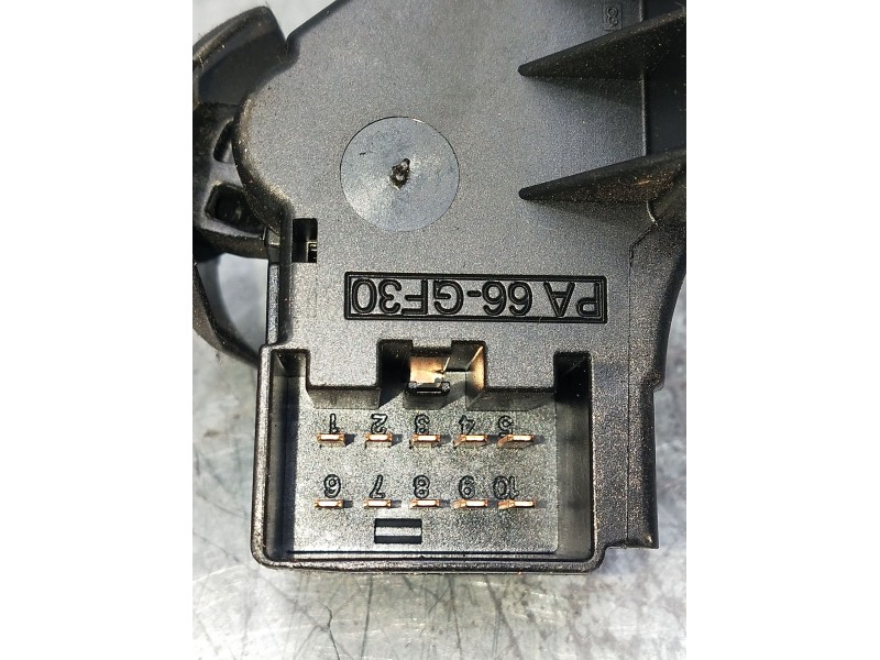 Recambio de mando limpia para ford fiesta (cbk) referencia OEM IAM 17a553aa  