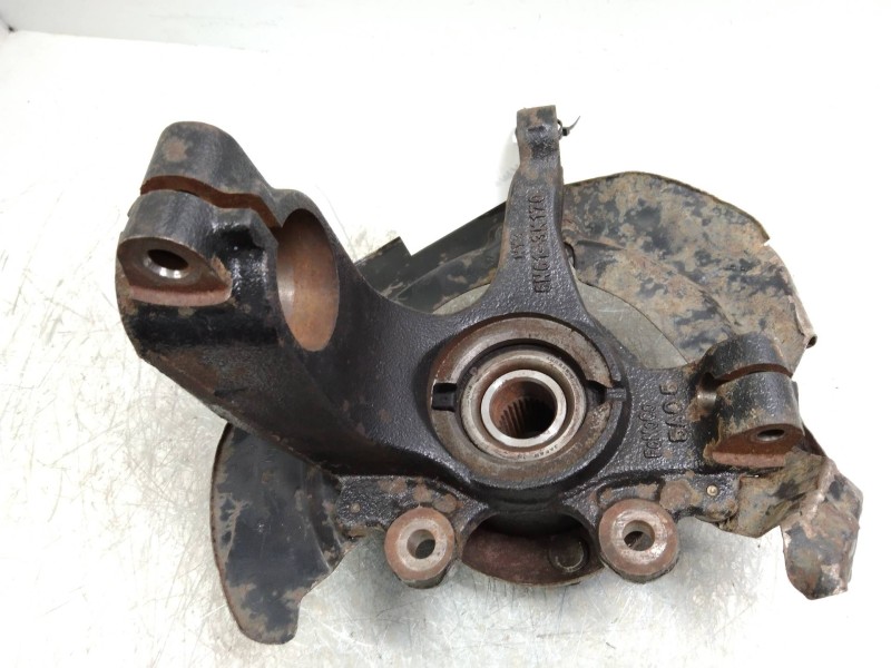 Recambio de mangueta delantera derecha para mazda 3 berlina (bk) 1.6 crdt active+ xcite referencia OEM IAM    Recambio de mangueta delantera derecha para mazda 3 berlina (bk) 1.6 crdt active+ xcite referencia OEM IAM