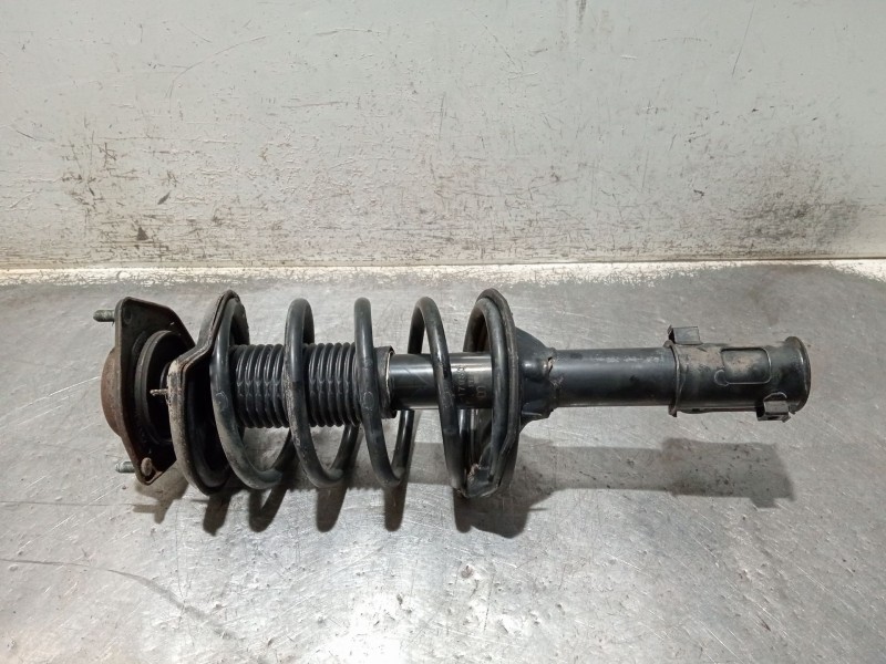 Recambio de amortiguador delantero derecho para hyundai matrix (fc) 1.6 gls referencia OEM IAM 5466117650  