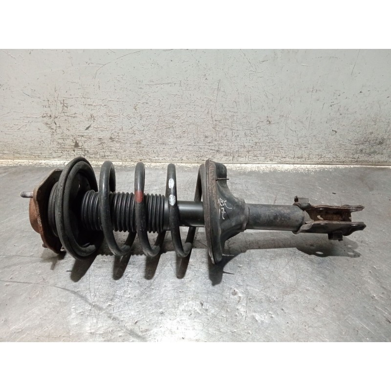 Recambio de amortiguador delantero izquierdo para hyundai matrix (fc) 1.6 gls referencia OEM IAM 5465117650  