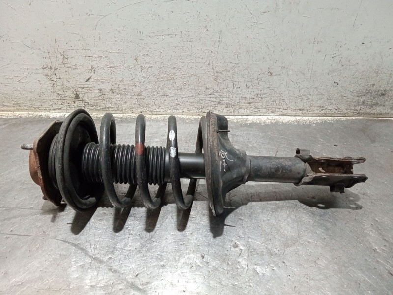 Recambio de amortiguador delantero izquierdo para hyundai matrix (fc) 1.6 gls referencia OEM IAM 5465117650  