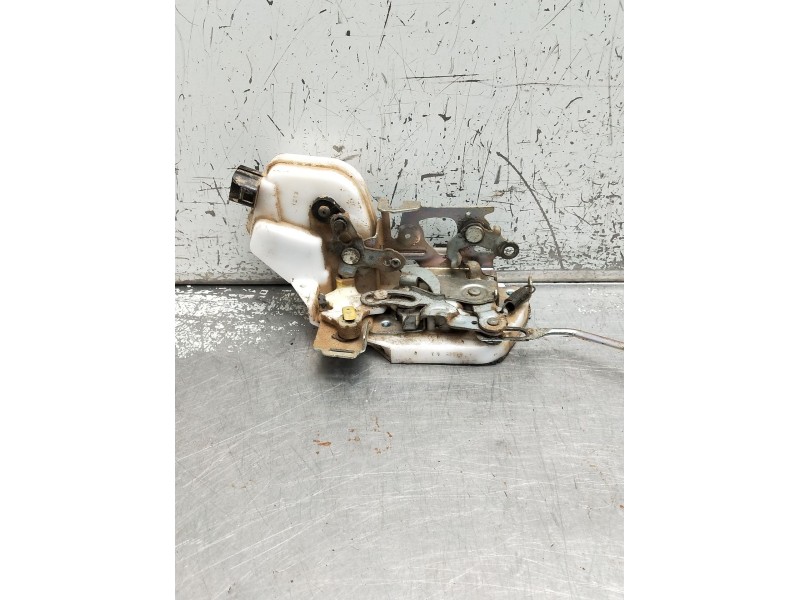 Recambio de motor cierre centralizado delantero izquierdo para mitsubishi montero (v80/v90) referencia OEM IAM 5p  