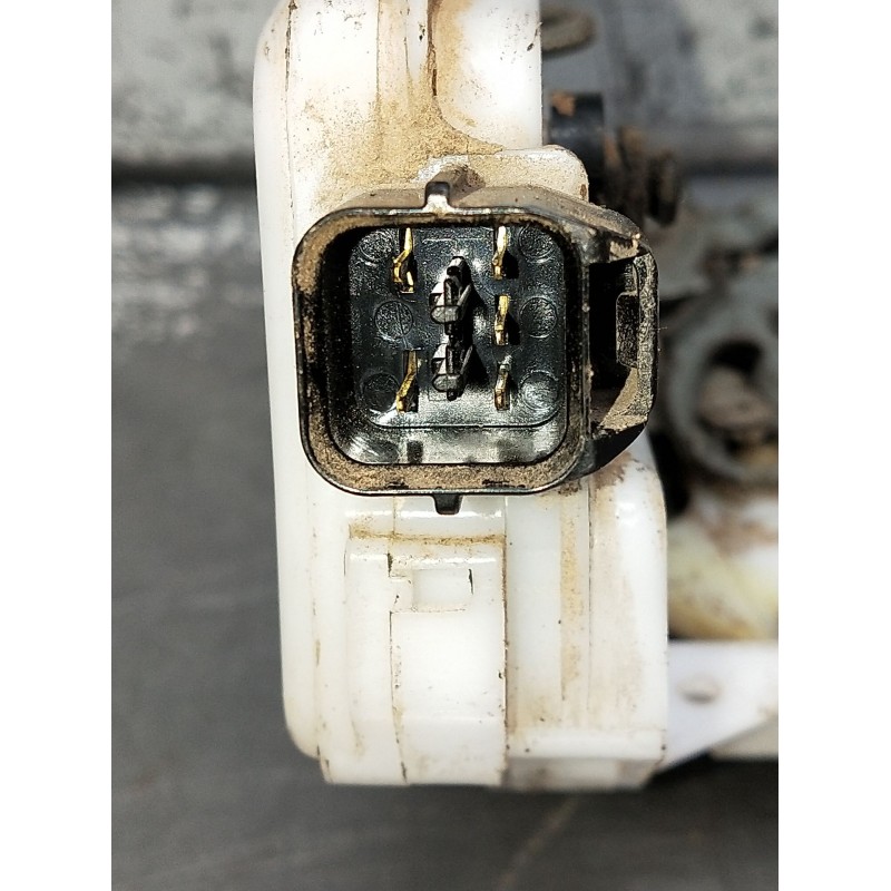 Recambio de motor cierre centralizado delantero izquierdo para mitsubishi montero (v80/v90) referencia OEM IAM 5p  