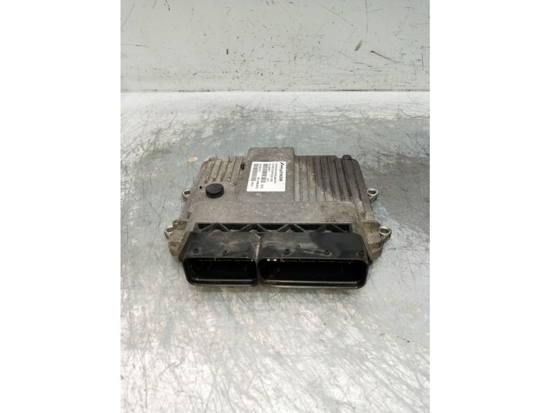 Recambio de centralita motor uce para fiat punto (evo) (199) dynamic referencia OEM IAM 5186258983jada7k  