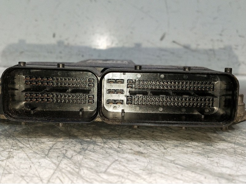 Recambio de centralita motor uce para fiat punto (evo) (199) dynamic referencia OEM IAM 5186258983jada7k  