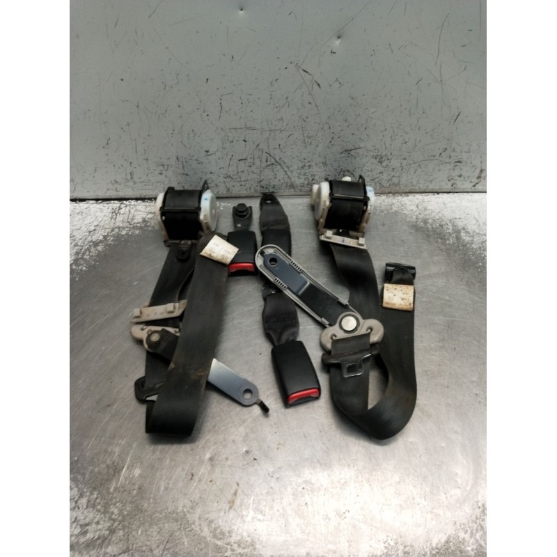 Recambio de juego cinturones trasero para mitsubishi montero (v80/v90) referencia OEM IAM 5p  