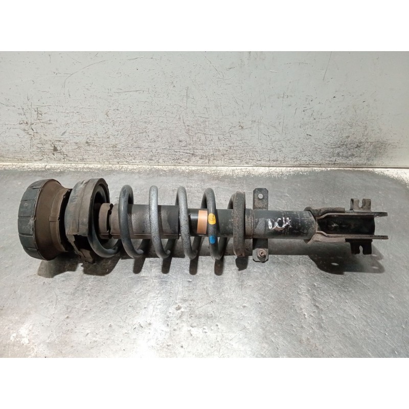 Recambio de amortiguador delantero derecho para renault trafic caja cerrada (ab 4.01) referencia OEM IAM 8200728279 03071000767 