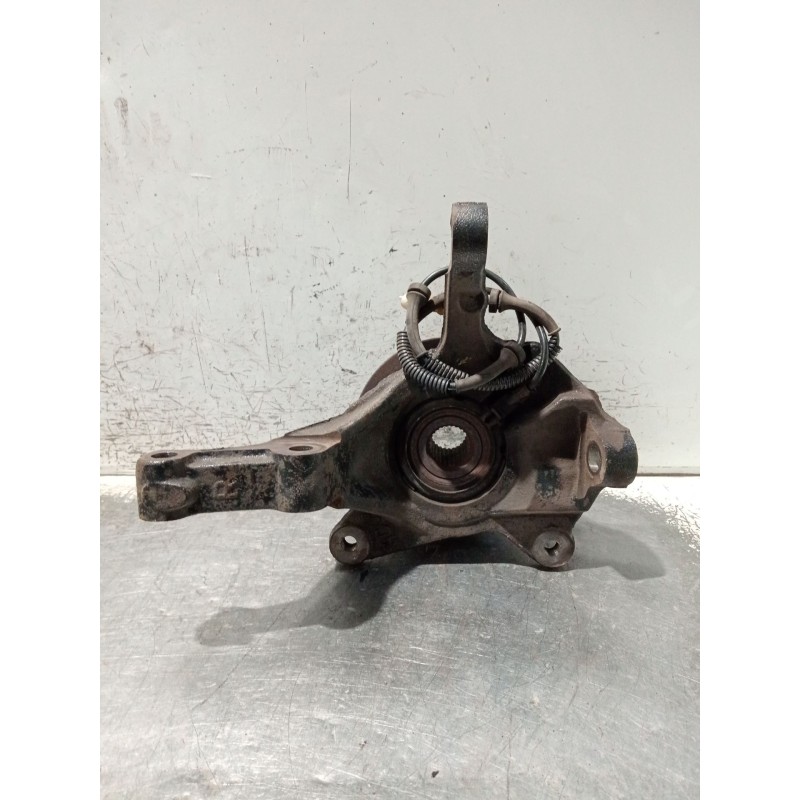 Recambio de mangueta delantera derecha para renault trafic caja cerrada (ab 4.01) referencia OEM IAM   