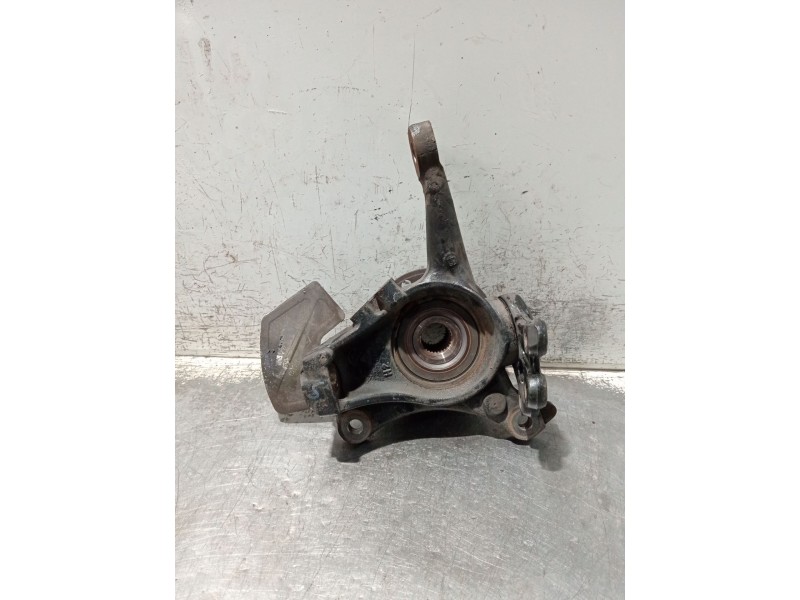 Recambio de mangueta delantera derecha para peugeot 407 st sport pack referencia OEM IAM   