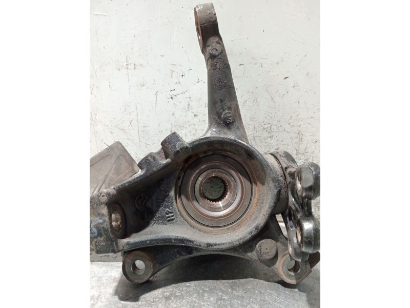 Recambio de mangueta delantera derecha para peugeot 407 st sport pack referencia OEM IAM   