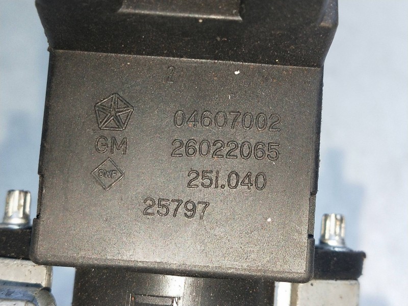 Recambio de conmutador de arranque para chrysler vision (lh) 3.5 cat referencia OEM IAM 04607002  