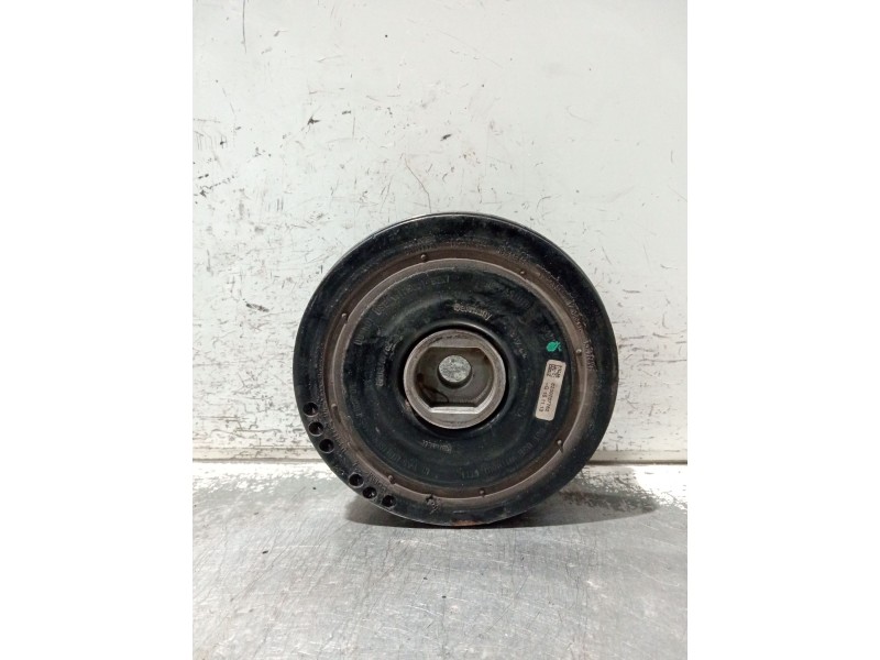 Recambio de polea cigueñal para renault trafic caja cerrada (ab 4.01) referencia OEM IAM 8200767762  