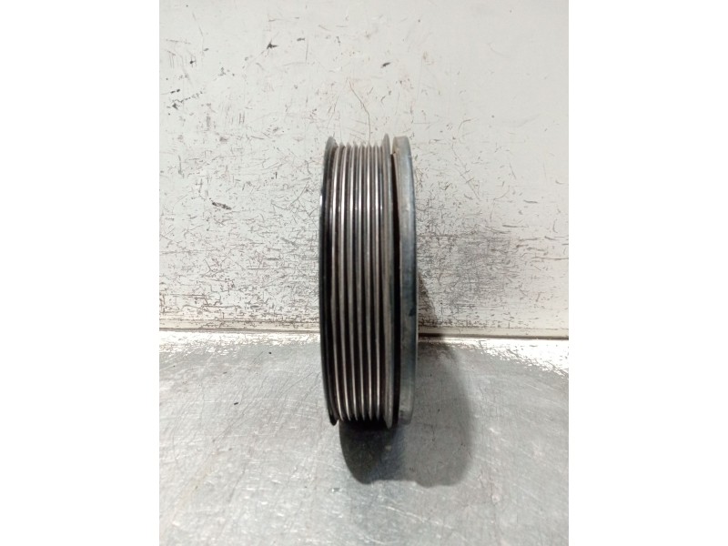 Recambio de polea cigueñal para renault trafic caja cerrada (ab 4.01) referencia OEM IAM 8200767762  