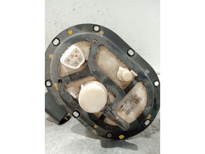 Recambio de bomba combustible para hyundai matrix (fc) 1.6 gls referencia OEM IAM 3111017005 3111017000 