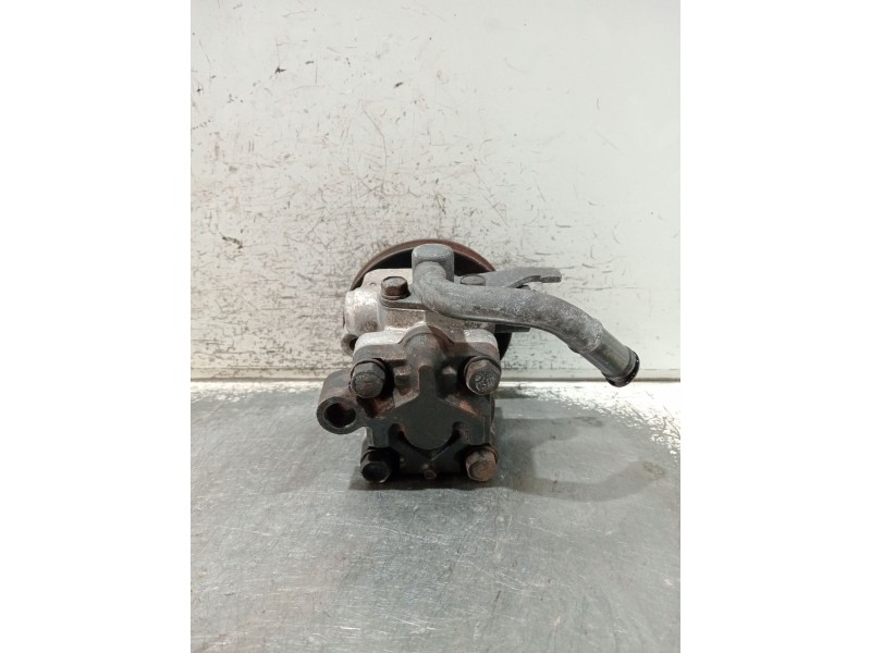 Recambio de bomba direccion para hyundai matrix (fc) 1.6 gls referencia OEM IAM YST12  
